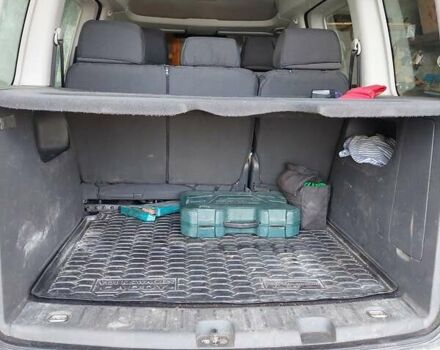 Фольксваген Кадди 2010 в Сарнах на Automoto.ua Серый Фольксваген Кадди, объемом двигателя 1.6 л и пробегом 198 тыс. км за 9200 $, фото 16 на Automoto.ua