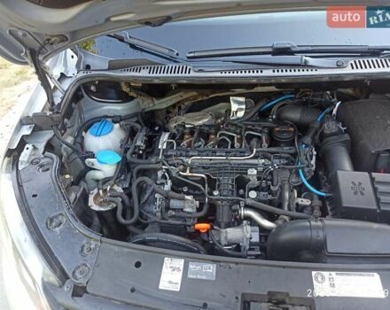 Серый Фольксваген Кадди, объемом двигателя 1.6 л и пробегом 255 тыс. км за 10000 $, фото 14 на Automoto.ua