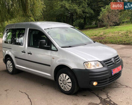 Серый Фольксваген Кадди, объемом двигателя 1.6 л и пробегом 257 тыс. км за 8500 $, фото 9 на Automoto.ua