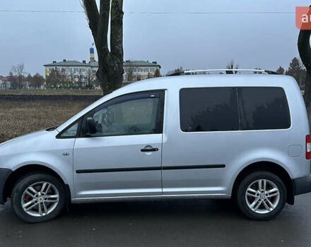 Серый Фольксваген Кадди, объемом двигателя 1.9 л и пробегом 277 тыс. км за 7500 $, фото 5 на Automoto.ua