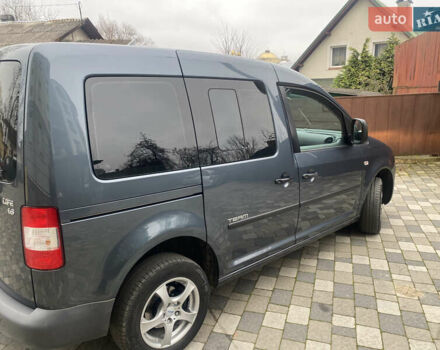 Серый Фольксваген Кадди, объемом двигателя 1.6 л и пробегом 269 тыс. км за 7900 $, фото 3 на Automoto.ua