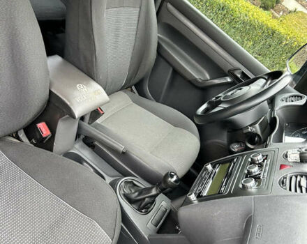 Серый Фольксваген Кадди, объемом двигателя 1.6 л и пробегом 154 тыс. км за 8550 $, фото 14 на Automoto.ua