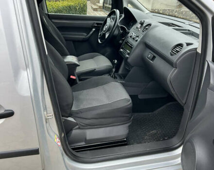 Серый Фольксваген Кадди, объемом двигателя 1.6 л и пробегом 154 тыс. км за 8550 $, фото 16 на Automoto.ua