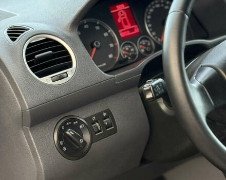 Серый Фольксваген Кадди, объемом двигателя 2 л и пробегом 174 тыс. км за 8300 $, фото 29 на Automoto.ua