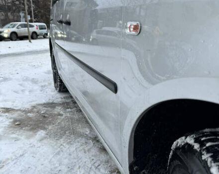 Сірий Фольксваген Кадді, об'ємом двигуна 1.6 л та пробігом 252 тис. км за 10500 $, фото 5 на Automoto.ua