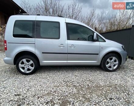 Серый Фольксваген Кадди, объемом двигателя 1.6 л и пробегом 160 тыс. км за 9999 $, фото 1 на Automoto.ua