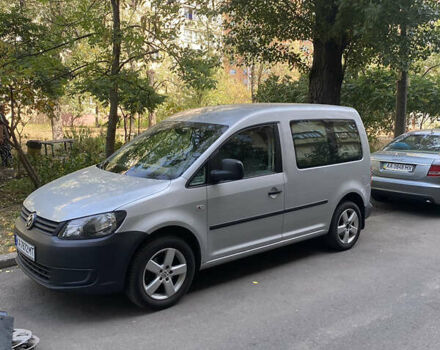 Сірий Фольксваген Кадді, об'ємом двигуна 1.6 л та пробігом 252 тис. км за 10500 $, фото 11 на Automoto.ua