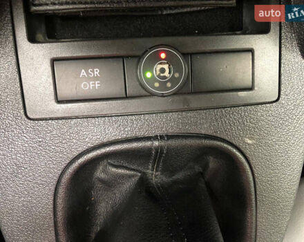 Сірий Фольксваген Кадді, об'ємом двигуна 1.6 л та пробігом 257 тис. км за 8700 $, фото 44 на Automoto.ua