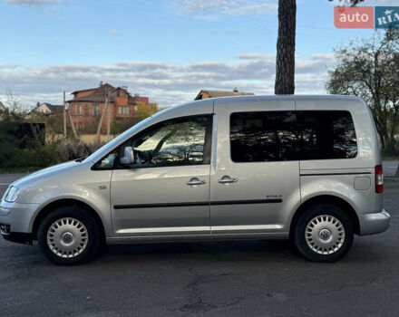 Серый Фольксваген Кадди, объемом двигателя 2 л и пробегом 174 тыс. км за 8300 $, фото 11 на Automoto.ua