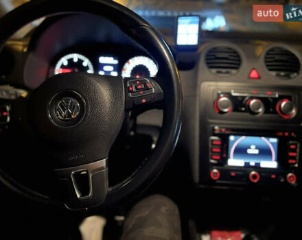 Серый Фольксваген Кадди, объемом двигателя 1.6 л и пробегом 226 тыс. км за 9450 $, фото 8 на Automoto.ua