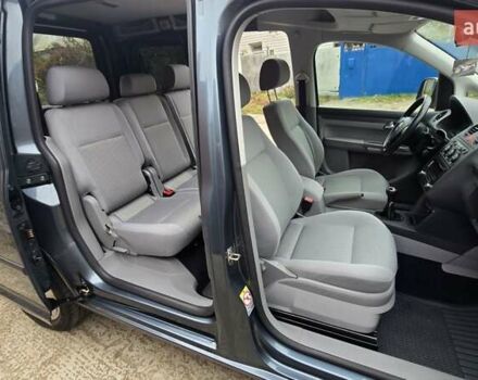 Серый Фольксваген Кадди, объемом двигателя 1.6 л и пробегом 225 тыс. км за 9499 $, фото 62 на Automoto.ua