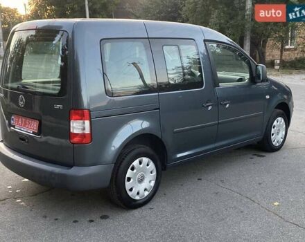 Серый Фольксваген Кадди, объемом двигателя 1.4 л и пробегом 240 тыс. км за 8999 $, фото 7 на Automoto.ua