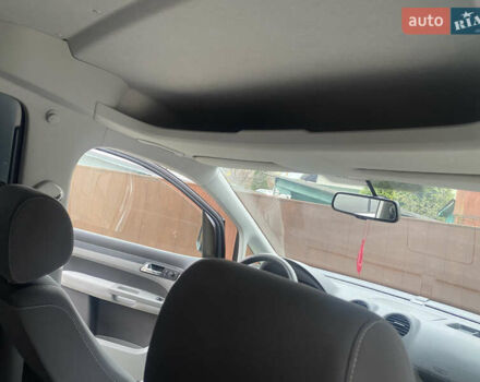 Серый Фольксваген Кадди, объемом двигателя 1.6 л и пробегом 269 тыс. км за 7900 $, фото 23 на Automoto.ua