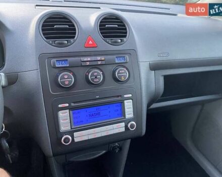 Серый Фольксваген Кадди, объемом двигателя 1.4 л и пробегом 240 тыс. км за 8999 $, фото 12 на Automoto.ua