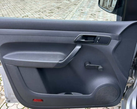 Серый Фольксваген Кадди, объемом двигателя 1.6 л и пробегом 154 тыс. км за 8550 $, фото 6 на Automoto.ua