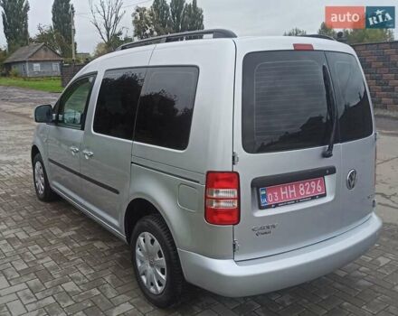 Серый Фольксваген Кадди, объемом двигателя 1.6 л и пробегом 255 тыс. км за 10000 $, фото 2 на Automoto.ua