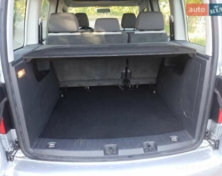 Серый Фольксваген Кадди, объемом двигателя 1.6 л и пробегом 255 тыс. км за 10000 $, фото 27 на Automoto.ua