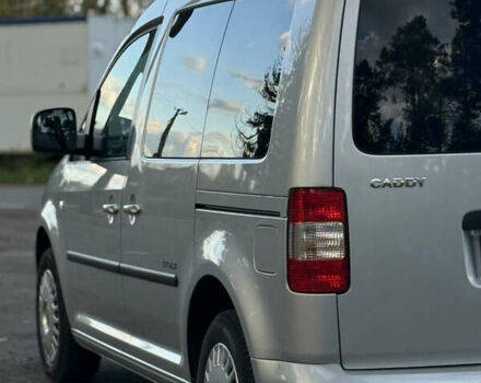 Серый Фольксваген Кадди, объемом двигателя 2 л и пробегом 174 тыс. км за 8300 $, фото 13 на Automoto.ua