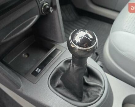 Серый Фольксваген Кадди, объемом двигателя 1.6 л и пробегом 225 тыс. км за 9499 $, фото 55 на Automoto.ua