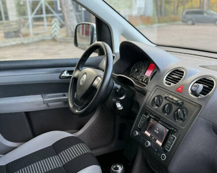 Серый Фольксваген Кадди, объемом двигателя 2 л и пробегом 174 тыс. км за 8300 $, фото 20 на Automoto.ua