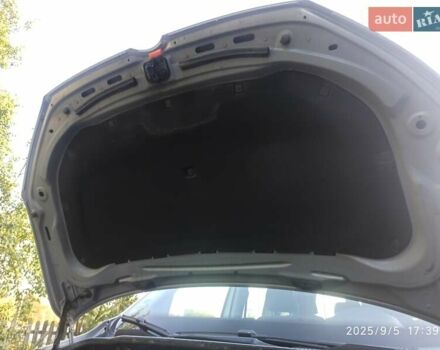 Серый Фольксваген Кадди, объемом двигателя 1.6 л и пробегом 257 тыс. км за 9900 $, фото 9 на Automoto.ua