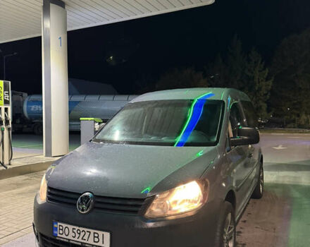 Сірий Фольксваген Кадді, об'ємом двигуна 1.6 л та пробігом 165 тис. км за 8799 $, фото 3 на Automoto.ua