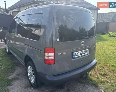 Сірий Фольксваген Кадді, об'ємом двигуна 1.6 л та пробігом 184 тис. км за 11000 $, фото 3 на Automoto.ua