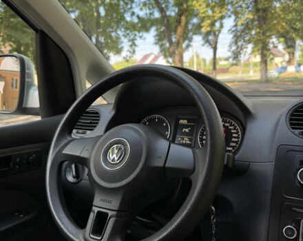 Серый Фольксваген Кадди, объемом двигателя 1.6 л и пробегом 218 тыс. км за 9950 $, фото 35 на Automoto.ua