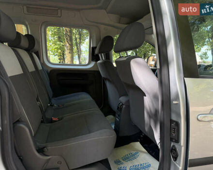 Серый Фольксваген Кадди, объемом двигателя 1.6 л и пробегом 218 тыс. км за 9950 $, фото 27 на Automoto.ua