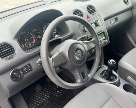 Сірий Фольксваген Кадді, об'ємом двигуна 1.6 л та пробігом 238 тис. км за 5400 $, фото 10 на Automoto.ua