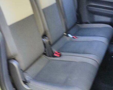 Серый Фольксваген Кадди, объемом двигателя 1.6 л и пробегом 261 тыс. км за 11400 $, фото 13 на Automoto.ua