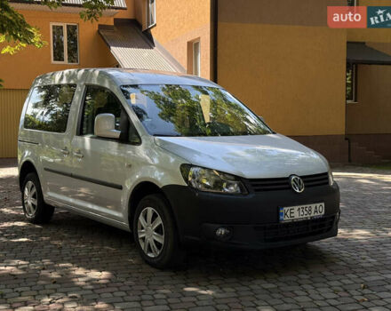 Серый Фольксваген Кадди, объемом двигателя 1.6 л и пробегом 218 тыс. км за 9950 $, фото 6 на Automoto.ua
