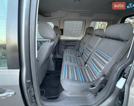 Серый Фольксваген Кадди, объемом двигателя 1.2 л и пробегом 190 тыс. км за 8400 $, фото 6 на Automoto.ua