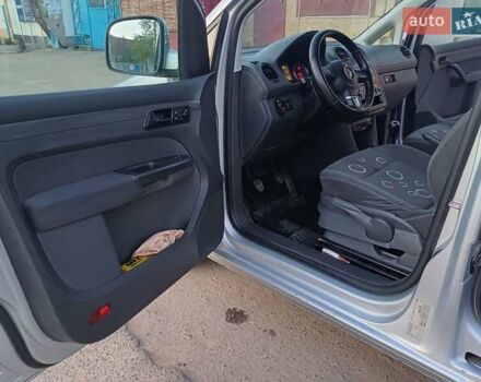 Сірий Фольксваген Кадді, об'ємом двигуна 1.6 л та пробігом 235 тис. км за 9800 $, фото 18 на Automoto.ua