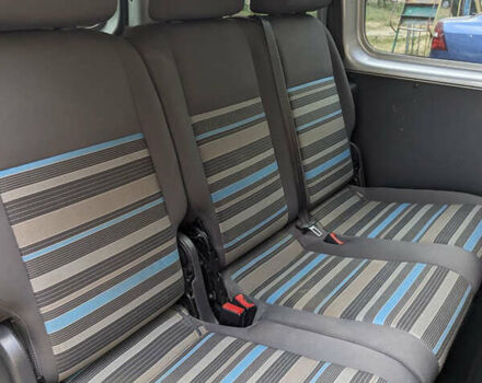 Серый Фольксваген Кадди, объемом двигателя 1.2 л и пробегом 217 тыс. км за 6000 $, фото 7 на Automoto.ua