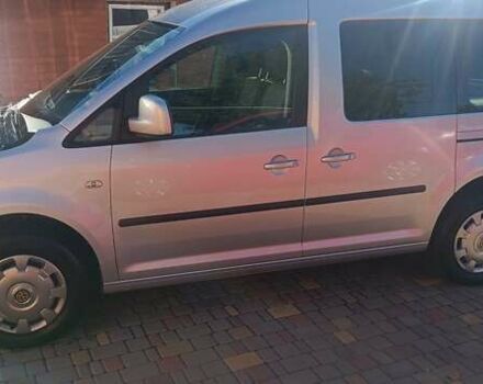 Сірий Фольксваген Кадді, об'ємом двигуна 1.6 л та пробігом 187 тис. км за 10100 $, фото 9 на Automoto.ua