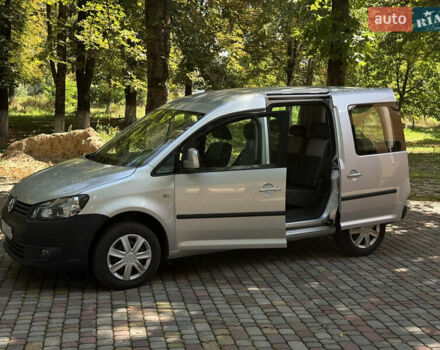 Серый Фольксваген Кадди, объемом двигателя 1.6 л и пробегом 218 тыс. км за 9950 $, фото 16 на Automoto.ua