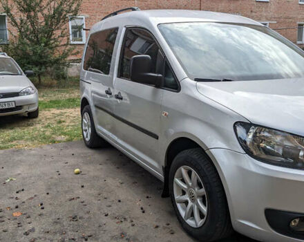 Серый Фольксваген Кадди, объемом двигателя 1.2 л и пробегом 217 тыс. км за 6000 $, фото 1 на Automoto.ua