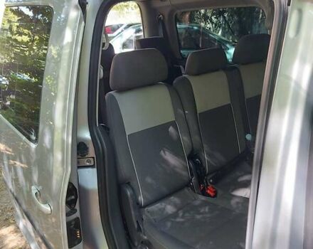 Сірий Фольксваген Кадді, об'ємом двигуна 1.6 л та пробігом 260 тис. км за 10300 $, фото 11 на Automoto.ua