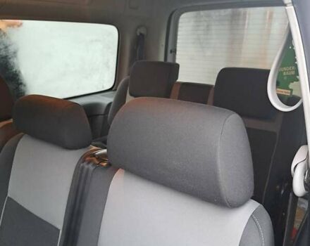 Серый Фольксваген Кадди, объемом двигателя 1.6 л и пробегом 198 тыс. км за 10837 $, фото 5 на Automoto.ua