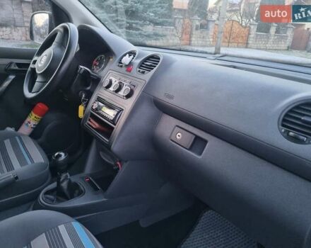 Серый Фольксваген Кадди, объемом двигателя 1.6 л и пробегом 270 тыс. км за 8999 $, фото 15 на Automoto.ua