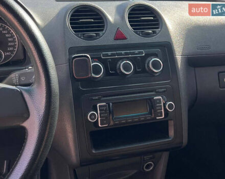 Сірий Фольксваген Кадді, об'ємом двигуна 1.6 л та пробігом 260 тис. км за 6500 $, фото 5 на Automoto.ua