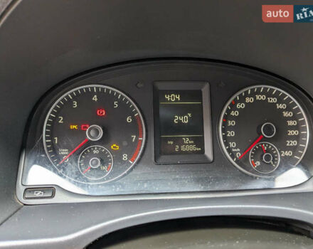 Серый Фольксваген Кадди, объемом двигателя 1.2 л и пробегом 217 тыс. км за 6000 $, фото 6 на Automoto.ua