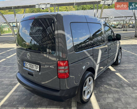 Серый Фольксваген Кадди, объемом двигателя 2 л и пробегом 385 тыс. км за 11200 $, фото 6 на Automoto.ua