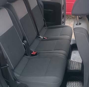 Сірий Фольксваген Кадді, об'ємом двигуна 1.6 л та пробігом 187 тис. км за 10100 $, фото 4 на Automoto.ua