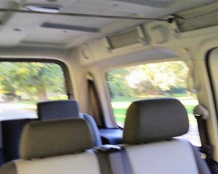 Серый Фольксваген Кадди, объемом двигателя 1.6 л и пробегом 261 тыс. км за 11400 $, фото 16 на Automoto.ua