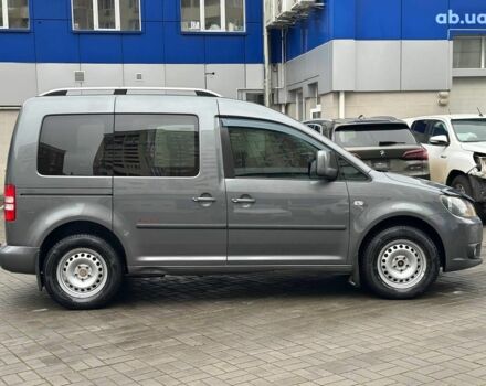 Серый Фольксваген Кадди, объемом двигателя 1.6 л и пробегом 253 тыс. км за 10940 $, фото 4 на Automoto.ua