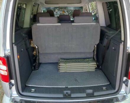 Сірий Фольксваген Кадді, об'ємом двигуна 1.6 л та пробігом 260 тис. км за 10300 $, фото 10 на Automoto.ua