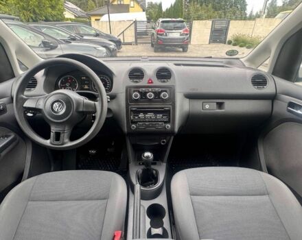 Сірий Фольксваген Кадді, об'ємом двигуна 1.6 л та пробігом 238 тис. км за 5400 $, фото 14 на Automoto.ua