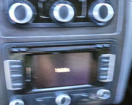 Серый Фольксваген Кадди, объемом двигателя 1.6 л и пробегом 261 тыс. км за 11400 $, фото 12 на Automoto.ua